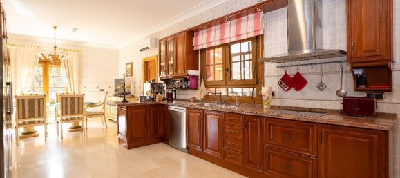 7 bedrooms Villa in Campoamor, Spain No. 7361 17