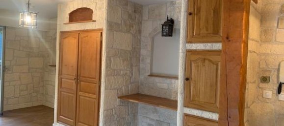 1 bedroom Apartment in Saint-Laurent-du-Var, France No. 335591 3