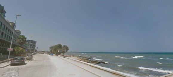 Propriété commerciale à Bari, Italy 67m² No. 348367 3