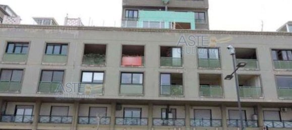 Propriété commerciale à Bari, Italy 67m² No. 348367 5