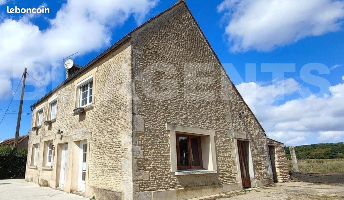 3 bedrooms House in Orne, France No. 359521