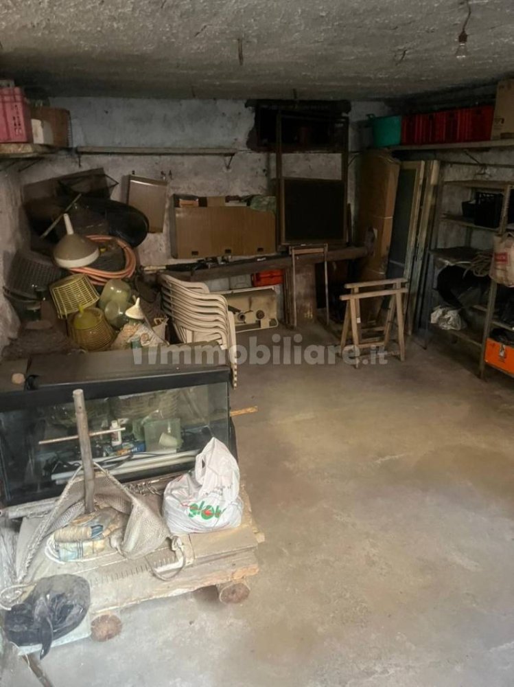  مستودع في Nettuno, Italy 40متر مربع رقم 311758