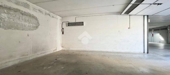 33m² Garage in Chivasso, Italy No. 105663 10