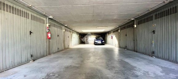 33m² Garage in Chivasso, Italy No. 105663 2