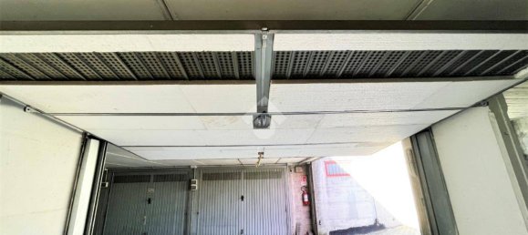 33m² Garage in Chivasso, Italy No. 105663 8
