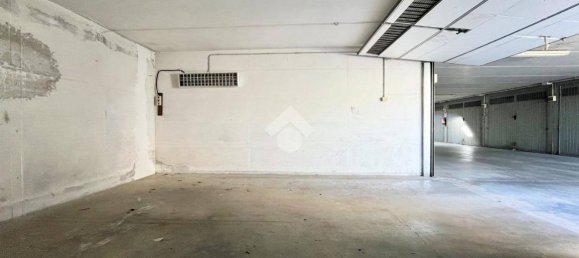 33m² Garage in Chivasso, Italy No. 105663 7