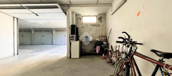 33m² Garage in Chivasso, Italy No. 105663 6