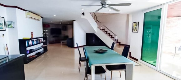 2 bedrooms Condo in Pattaya, Thailand No. 12181 17