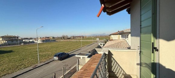 5 rooms Villa in Comezzano Cizzago, Italy No. 173337 16