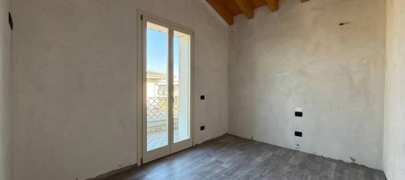 5 rooms Villa in Comezzano Cizzago, Italy No. 173337 11