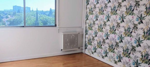 2 Schlafzimmer Wohnung in Massy, France, Nr. 334494 4