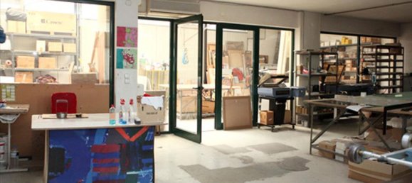 897m² Property in Athens, Greece No. 7835 3