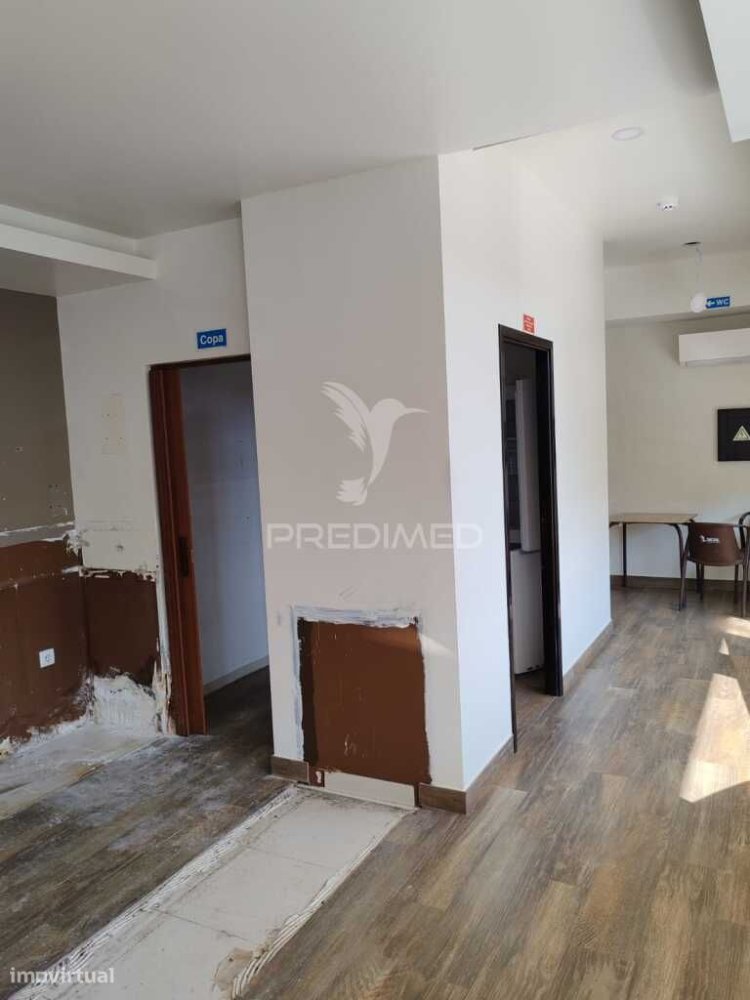 Gewerbliche Immobilie in Aljubarrota, Portugal 114m², Nr. 346149