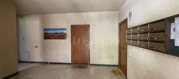 4-salle Appartement à Palermo, Italy No. 45582 22