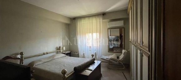 4-salle Appartement à Palermo, Italy No. 45582 50