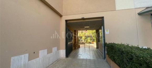 4-salle Appartement à Palermo, Italy No. 45582 10