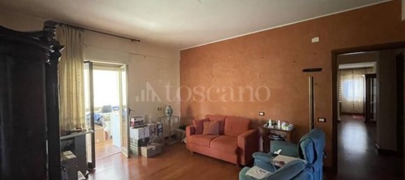 4-salle Appartement à Palermo, Italy No. 45582 28