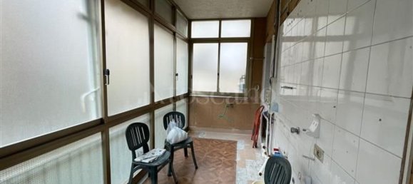 4-salle Appartement à Palermo, Italy No. 45582 38