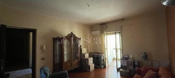 4-salle Appartement à Palermo, Italy No. 45582 29