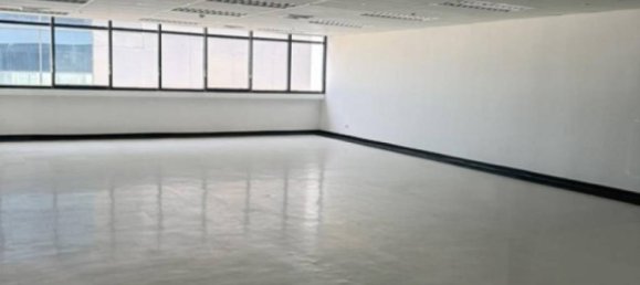 637m² Office in Bangkok, Thailand No. 24039 3