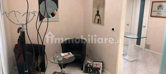 Escritório de 5 divisões em Civitanova Marche, Italy N.º 275309 5