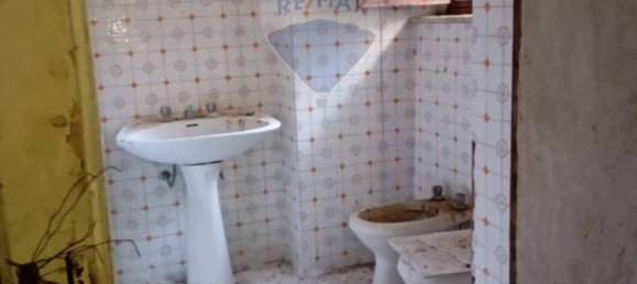 2 bedrooms House in Caltagirone, Italy No. 164732 9