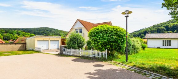 3 bedrooms House in Regensburg, Germany No. 249154 2