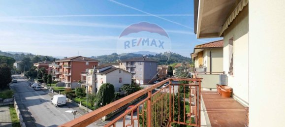 9 rooms Apartment in Monte Roberto, Italy No. 5615 6