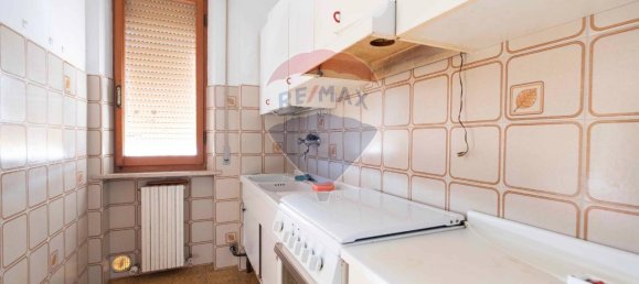 9 rooms Apartment in Monte Roberto, Italy No. 5615 5