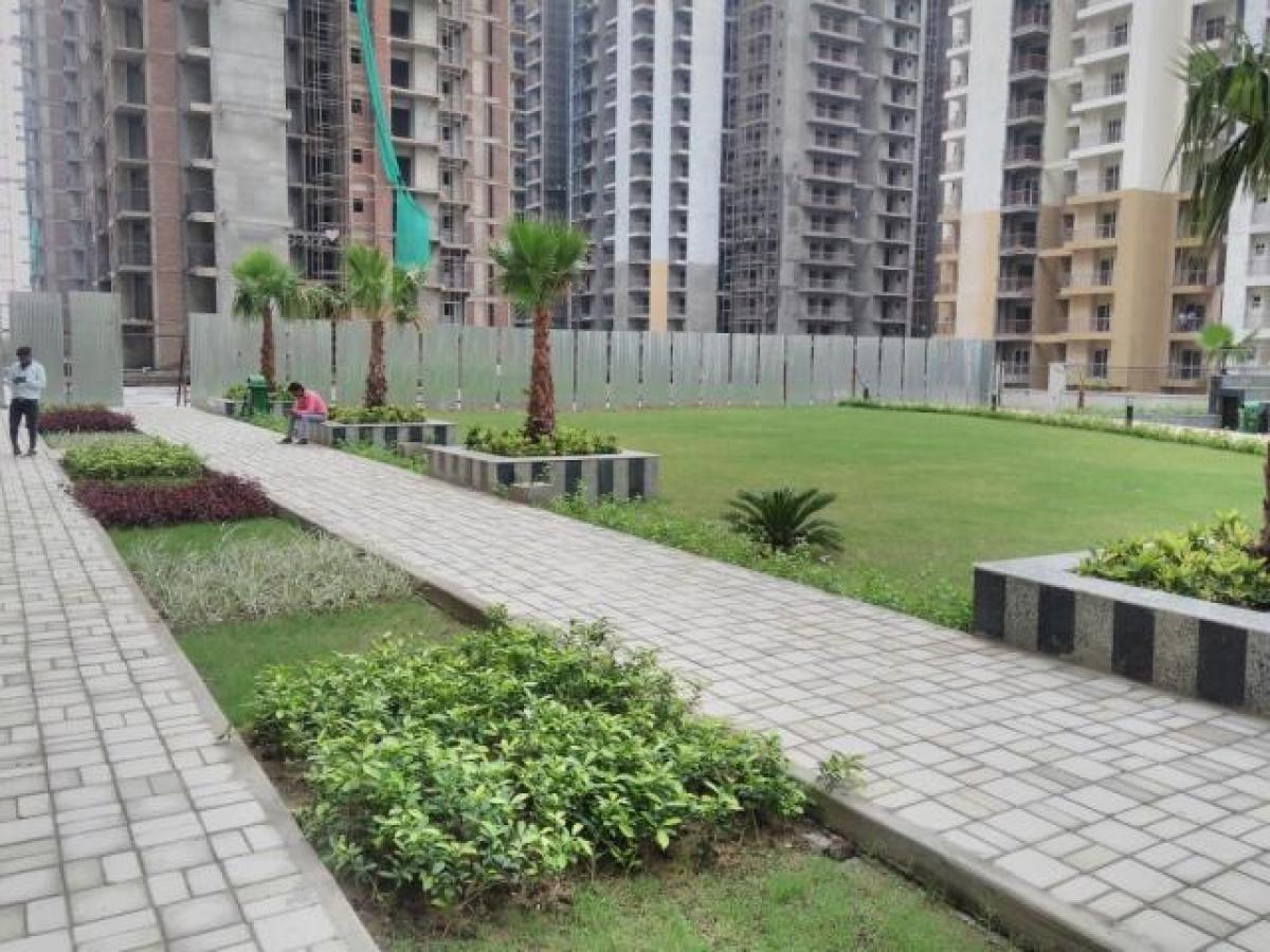 Casa de 2 dormitorios en Noida, India No. 67531