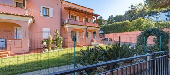 4 rooms Apartment in Campo nell'Elba, Italy No. 223237 34