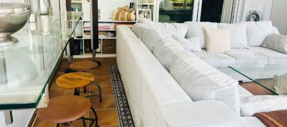 Apartamento de 2 dormitorios en Estepona, Spain No. 237228 8