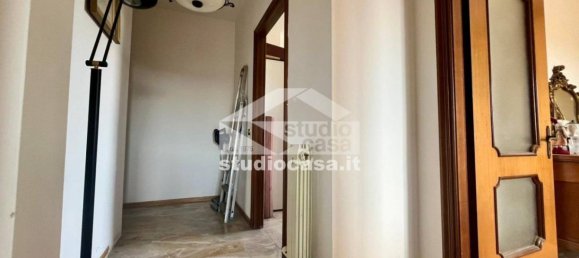 3 bedrooms Apartment in Caravaggio, Italy No. 304544 8