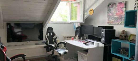 Casa de 4 habitaciónes en Lauriano, Italy No. 275092 13