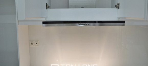 4 bedrooms Villa in Long Bien, Vietnam No. 2880 7