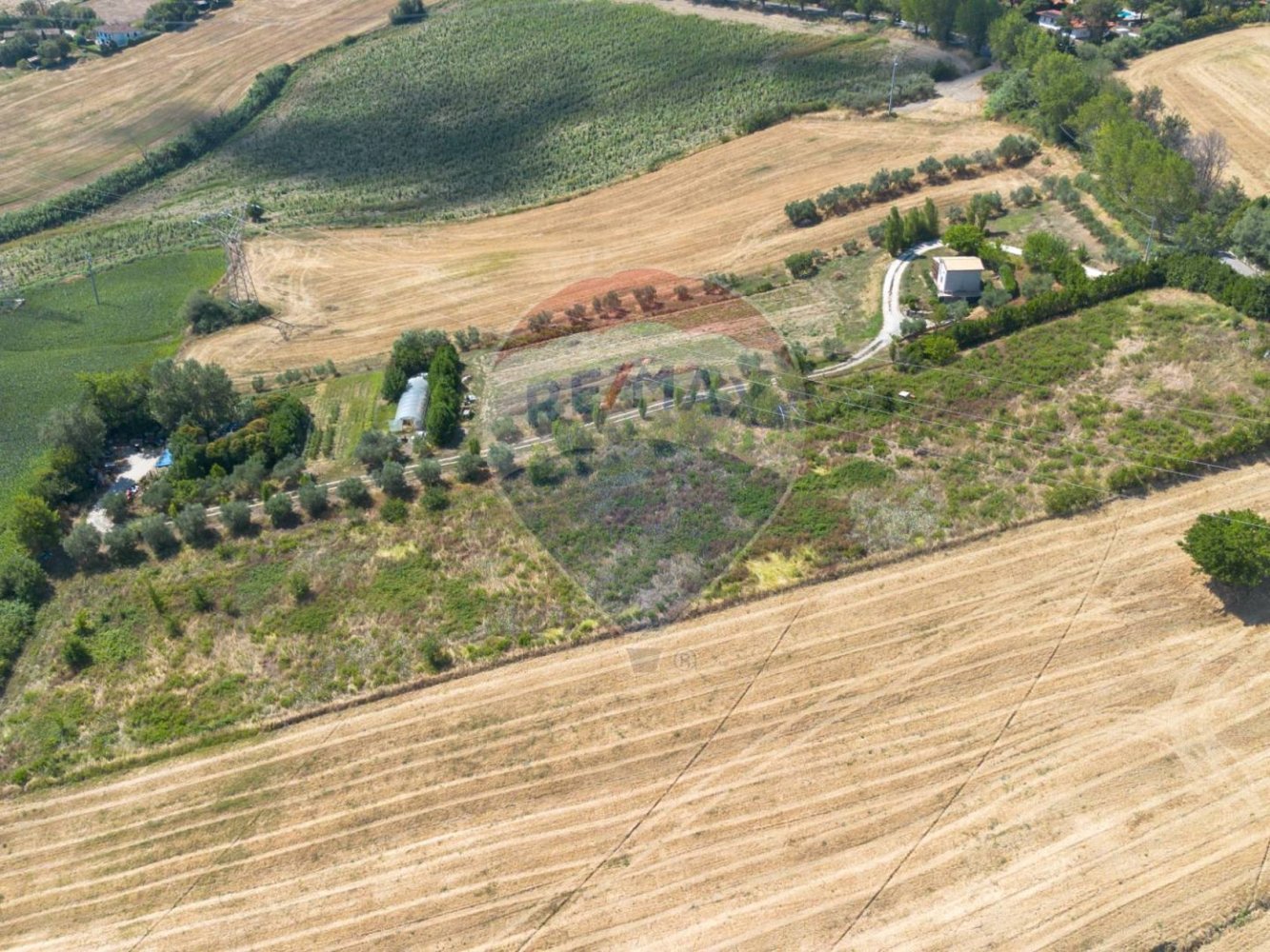 10003m² Land in Ancona, Italy No. 295048
