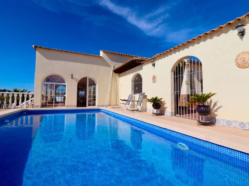 5 bedrooms Villa in Catral, Spain No. 222520