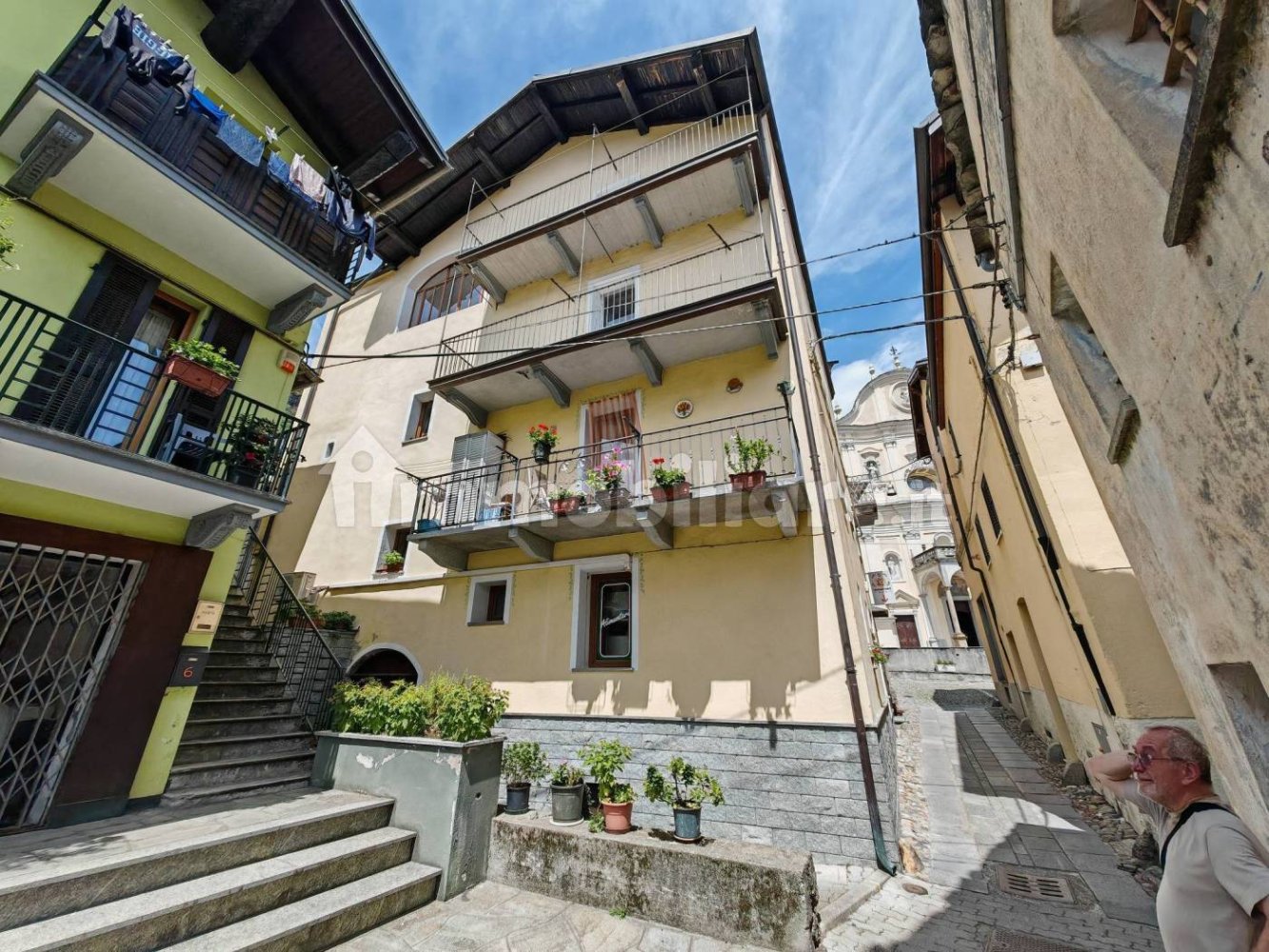 6 bedrooms House in Quincinetto, Italy No. 304981