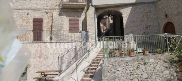 3 bedrooms House in Sant'Anatolia di Narco, Italy No. 149693 25