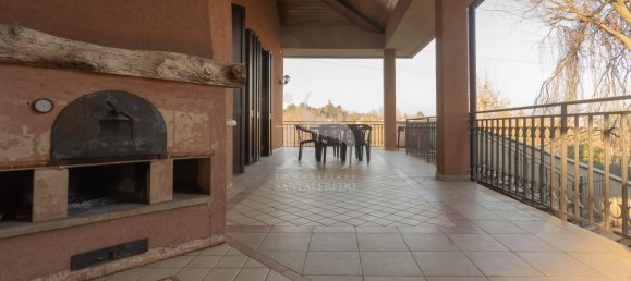 8 rooms Villa in Correzzana, Italy No. 81558 5