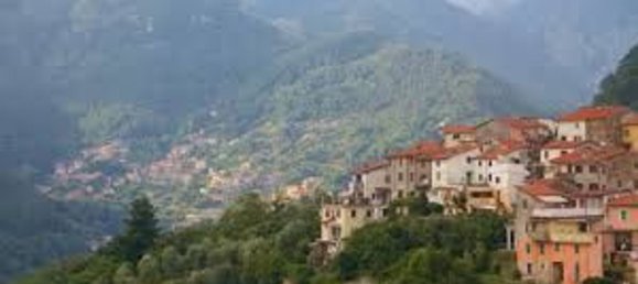 4 rooms Apartment in Carrara, Italy No. 265153 19