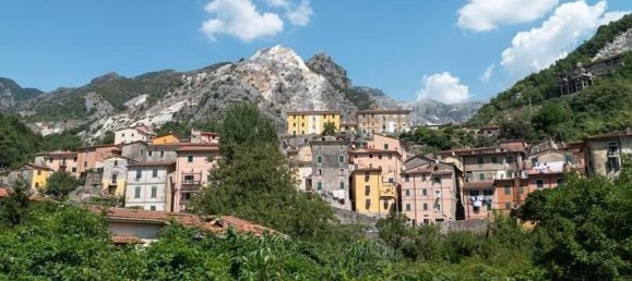 4 rooms Apartment in Carrara, Italy No. 265153 12