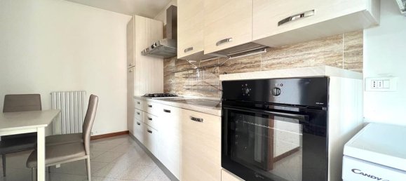2 bedrooms Apartment in Verona, Italy No. 347422 7