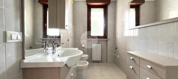 2 bedrooms Apartment in Verona, Italy No. 347422 18