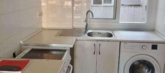 3 bedrooms Apartment in Valencia, Spain No. 133675 2