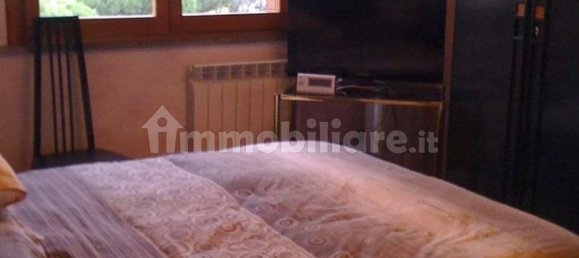 2 Schlafzimmer Wohnung in Rome, Italy, Nr. 330939 10