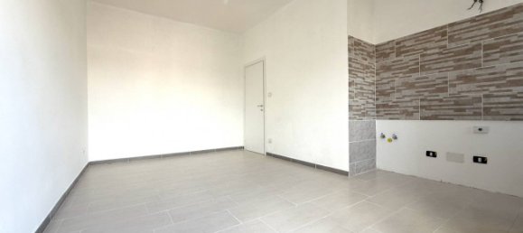 2 chambres Appartement à Settimo Torinese, Italy No. 320583 5