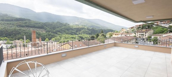 Penthouse de 5 divisões em Vaiano, Italy N.º 22297 8