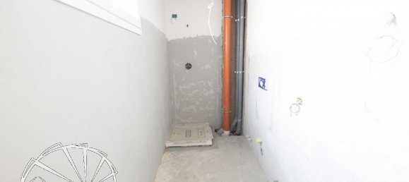 Penthouse de 5 divisões em Vaiano, Italy N.º 22297 14