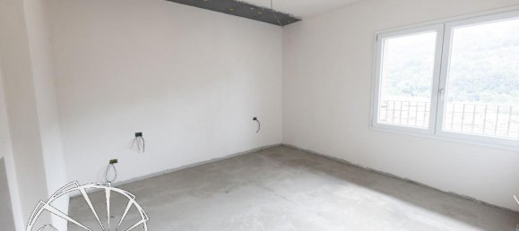 Penthouse de 5 divisões em Vaiano, Italy N.º 22297 16